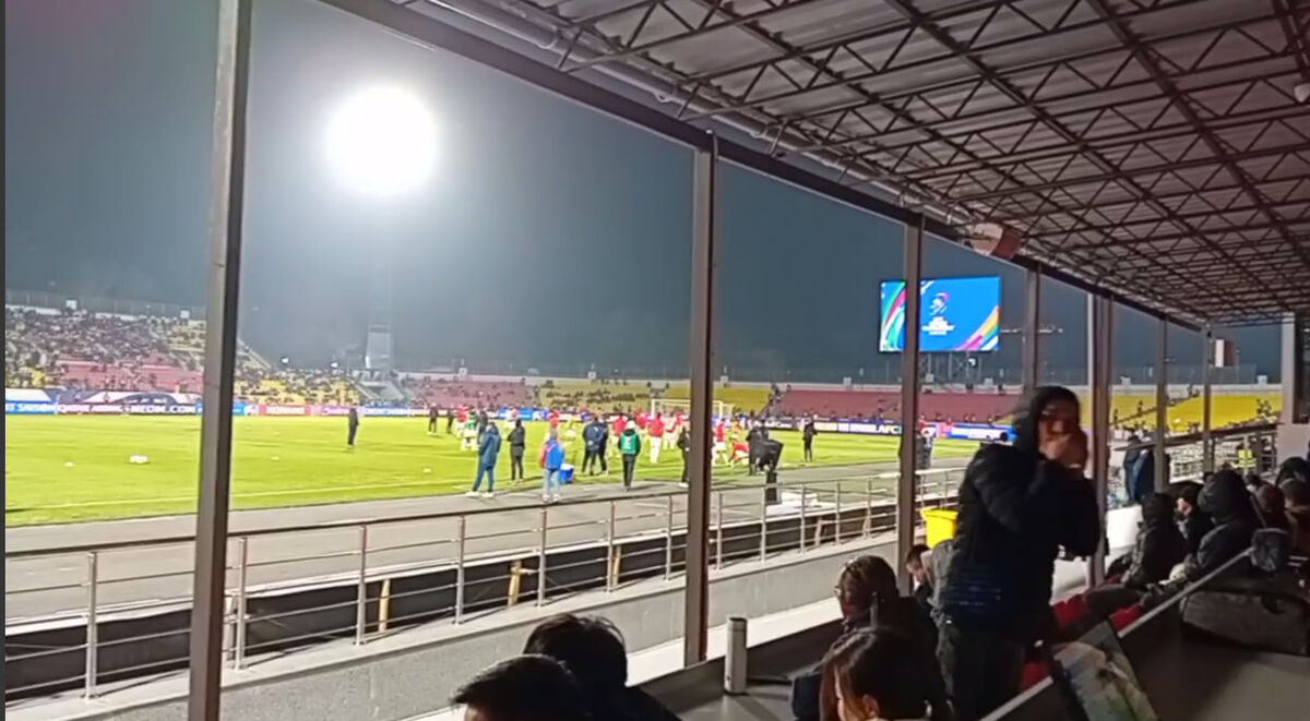 از حضور رییس جمهور تا اجرای موسیقی؛ اخبار و حواشی پیش از آغاز بازی قرقیزستان - ایران از حضور رییس جمهور تا اجرای موسیقی؛ اخبار و حواشی پیش از آغاز بازی قرقیزستان - ایران