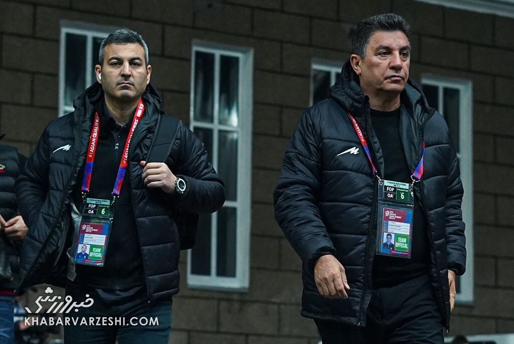 امیر قلعه نویی: حق استقلال را در روز روشن میخورند؛ من در این فوتبال هیچی نیستم اما واقعا به نظر شما وضع تیم ملی خوب است؟ امیر قلعه نویی: حق استقلال را در روز روشن میخورند؛ من در این فوتبال هیچی نیستم اما واقعا به نظر شما وضع تیم ملی خوب است؟