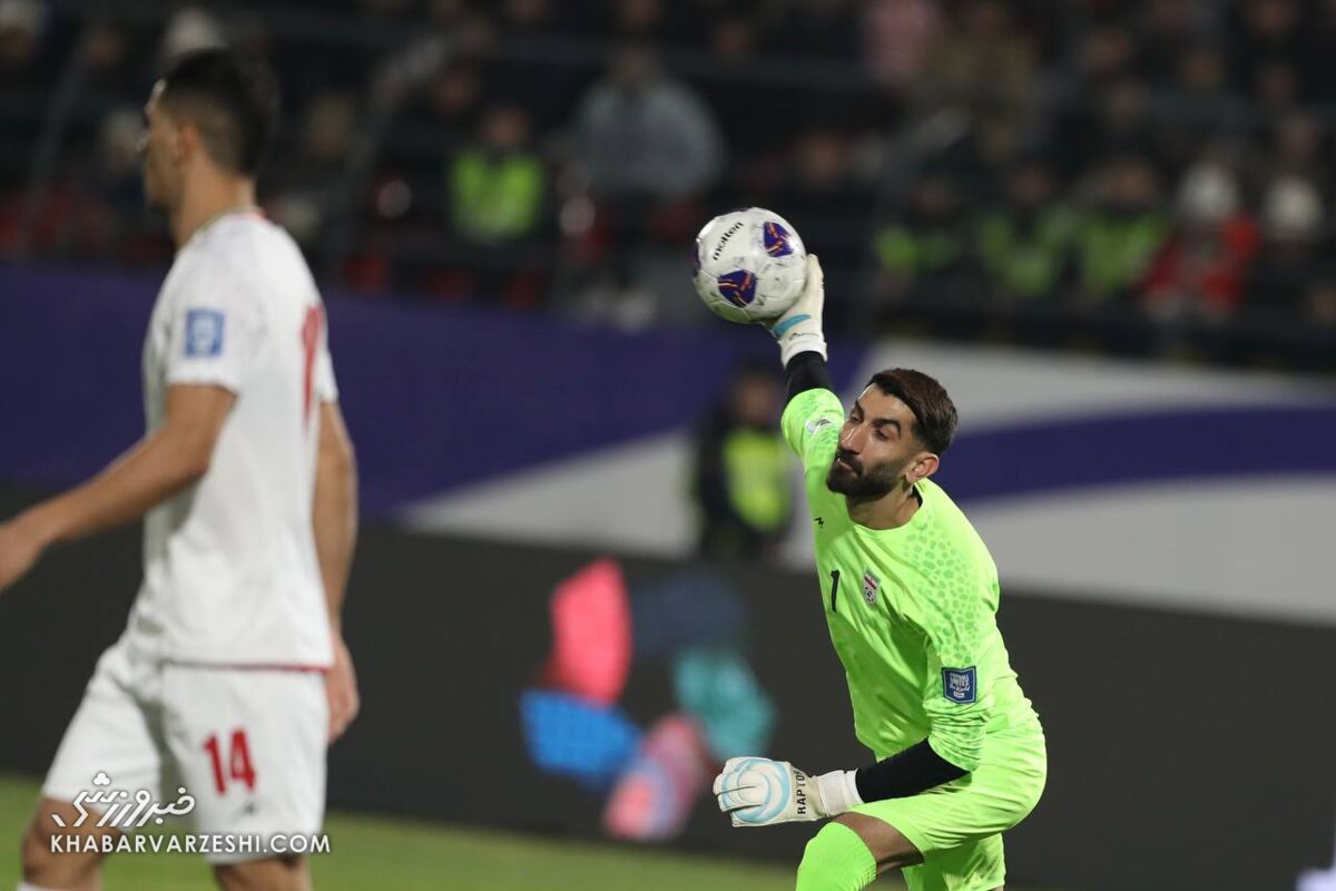 قلعهنویی به حرف دستیارانش گوش نمیدهد اما یک ورشکسته را نجات داد!/ زمان ما کره شمالی طوفان زرد بود، الان نسیم هم نیست/ بیرانوند آماده نیست، فداکاری هم نمیکند