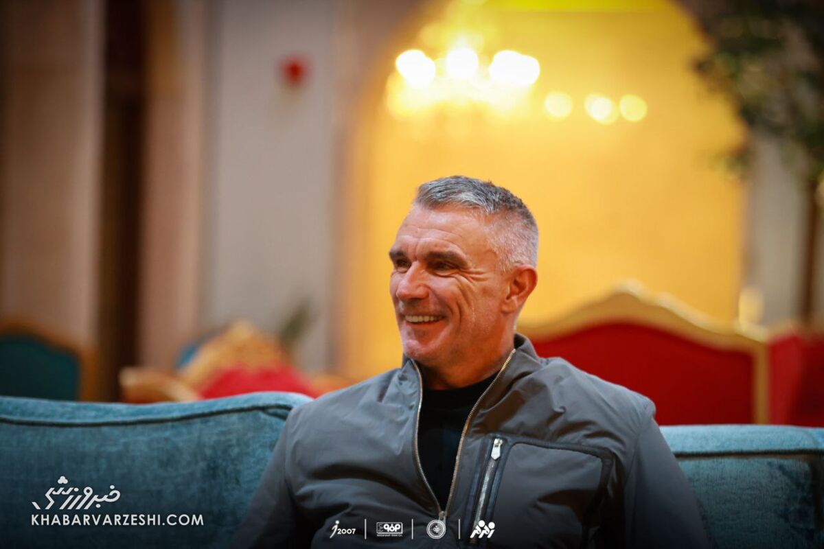 عکس| پاتریس کارترون وارد اصفهان شد عکس| پاتریس کارترون وارد اصفهان شد