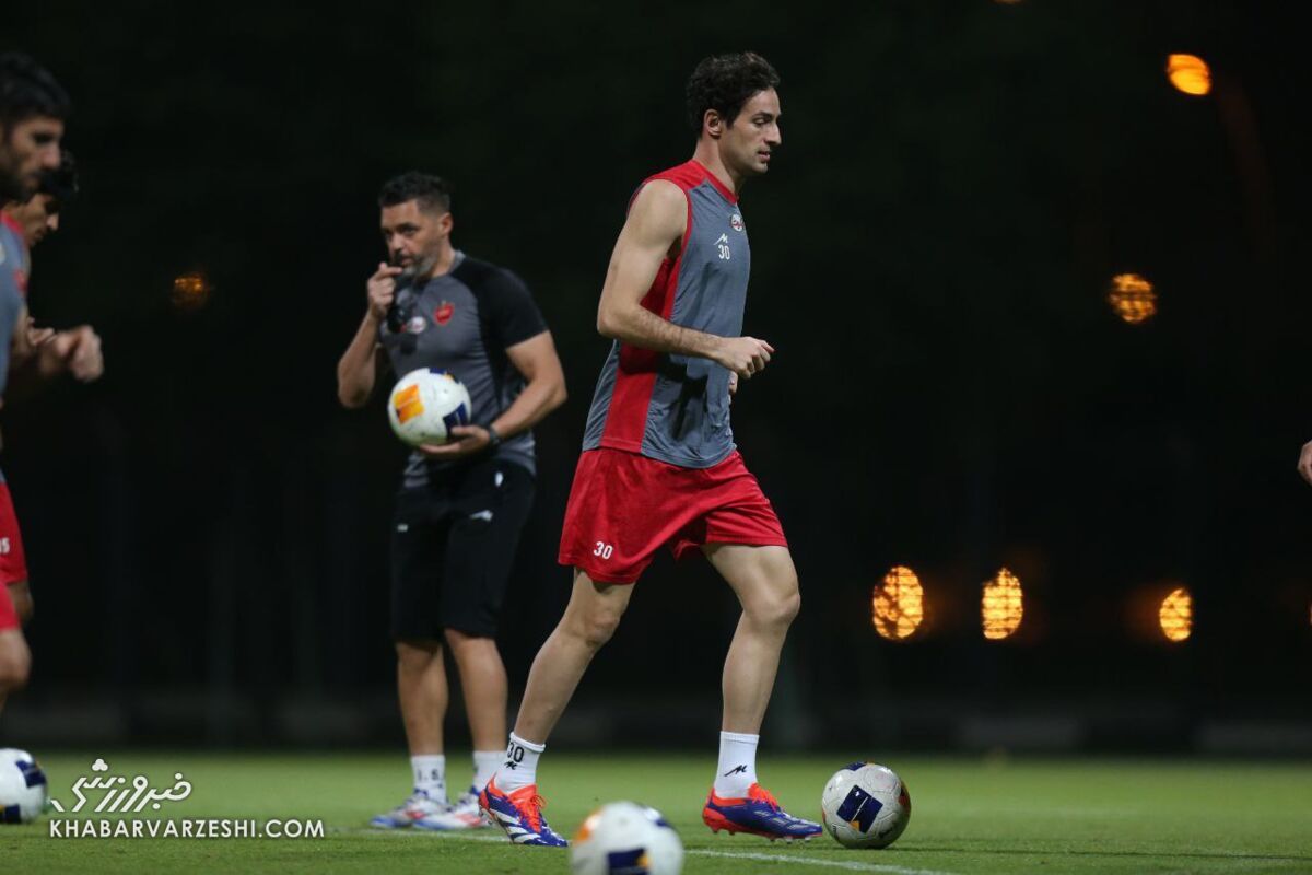 پرسپولیس با ستارهها کامل شد/ تصاویر سرخها در دوحه بعد از پیروزی شیرین +عکس