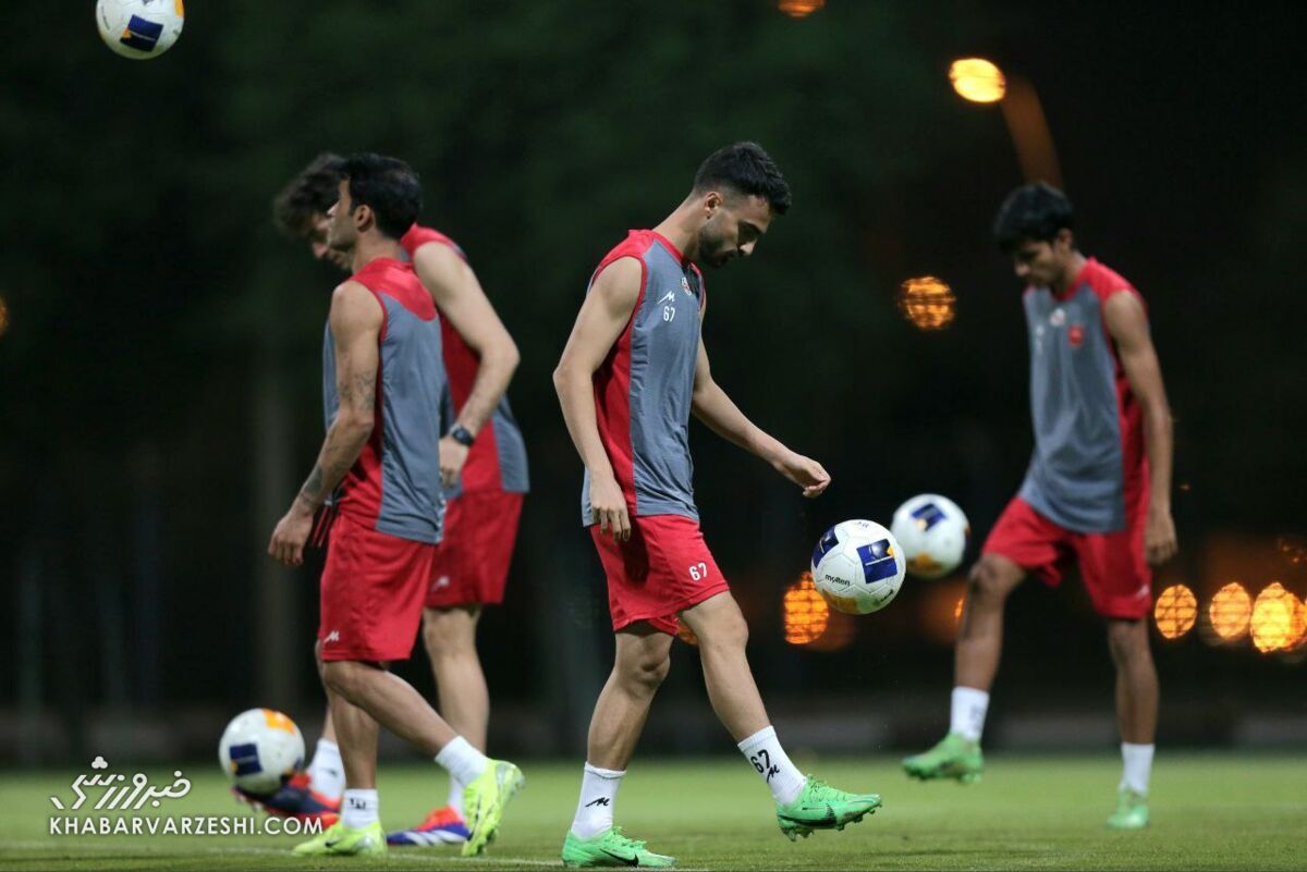 پرسپولیس با ستارهها کامل شد/ تصاویر سرخها در دوحه بعد از پیروزی شیرین +عکس