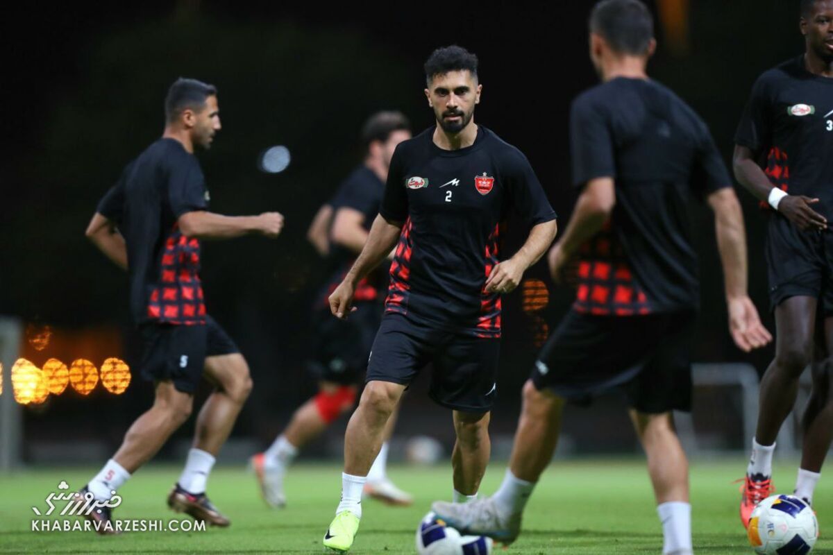 ستاره سرخها برگشت و پرسپولیس بمب خنده شد +تصاویر