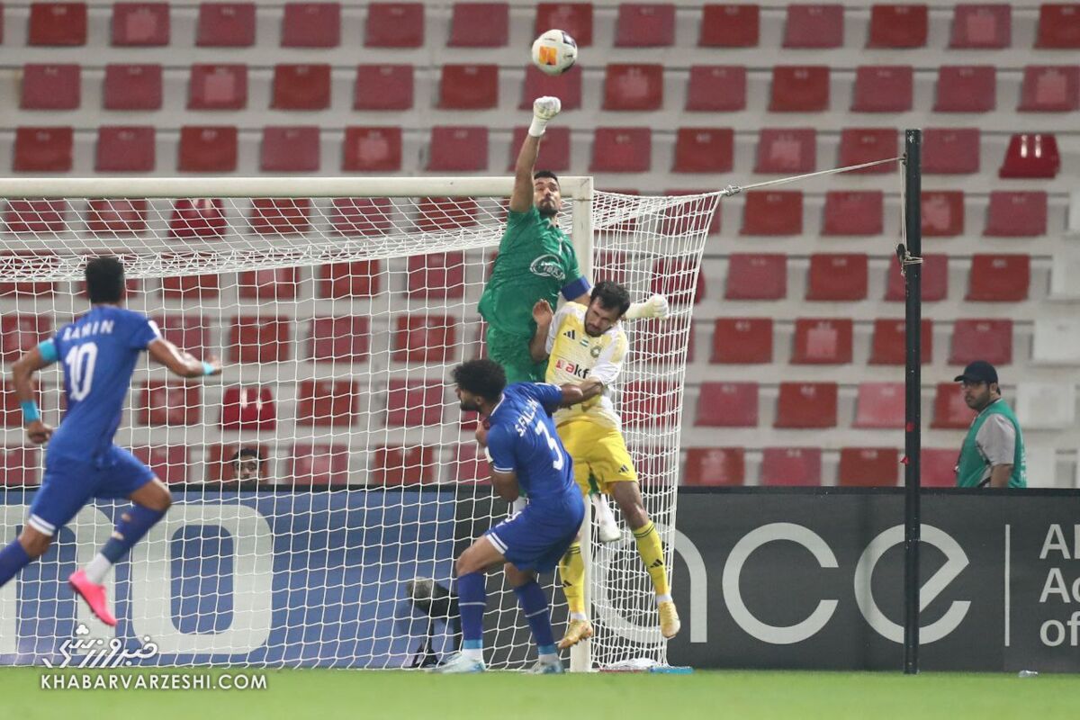 استقلال - پاختاکور