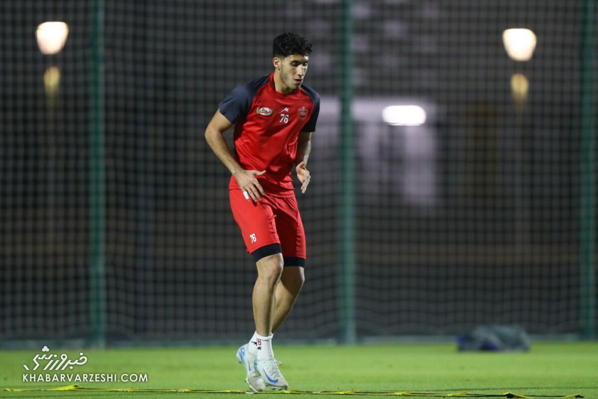 پایان نگرانیها؛ رباط صلیبی بازیکن پرسپولیس آسیب ندیده است پایان نگرانیها؛ رباط صلیبی بازیکن پرسپولیس آسیب ندیده است