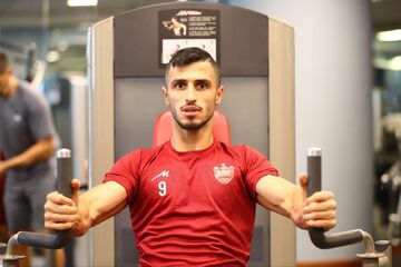 تیم منتخب هفته بیست و هشتم لیگ برتر با پنج سرخابی؛ آقای گل ستاره هفته شد، یک پرسپولیسی مربی هفته/ تیم فقط قهرمان!