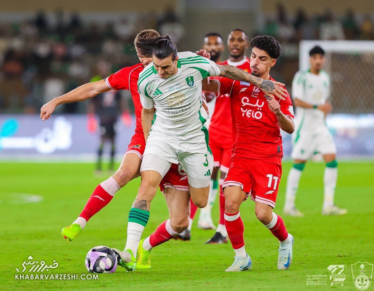 پیروزی الاهلی در آستانه نبرد با استقلال/ ستاره سابق سیتی برای آبیها خطونشان کشید پیروزی الاهلی در آستانه نبرد با استقلال/ ستاره سابق سیتی برای آبیها خطونشان کشید