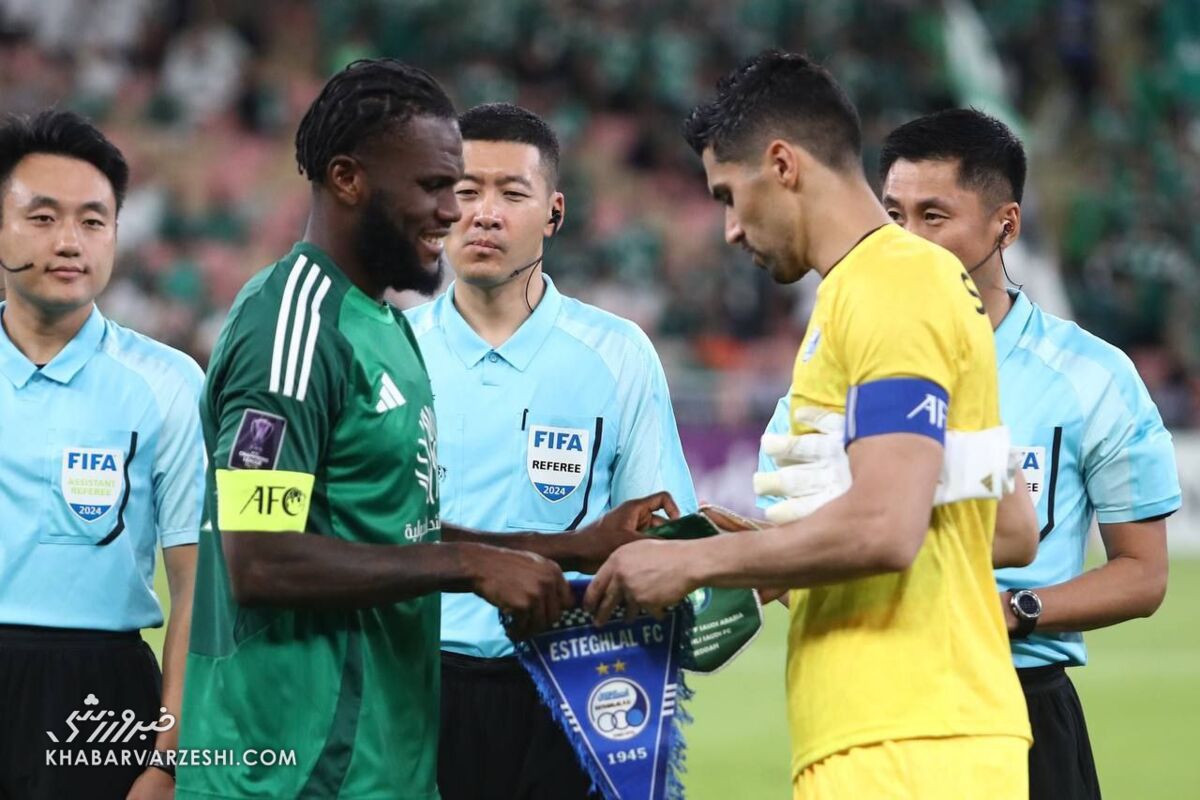 آمار عجیب کاپیتان استقلال؛ وقتی به حسینی امیدی نیست! آمار عجیب کاپیتان استقلال؛ وقتی به حسینی امیدی نیست!