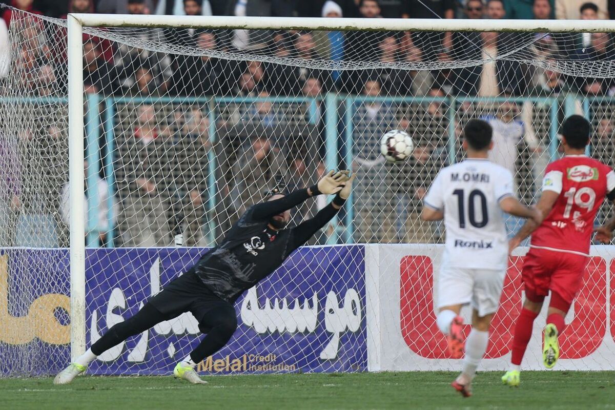 ۳ امتیاز انزلی ۶ امتیاز ارزش داشت/ این پرسپولیس را تنها نگذاریم قهرمان میشود/ گاریدو برای سپاهان از شرطه و ملوان درس بگیرد تمام است