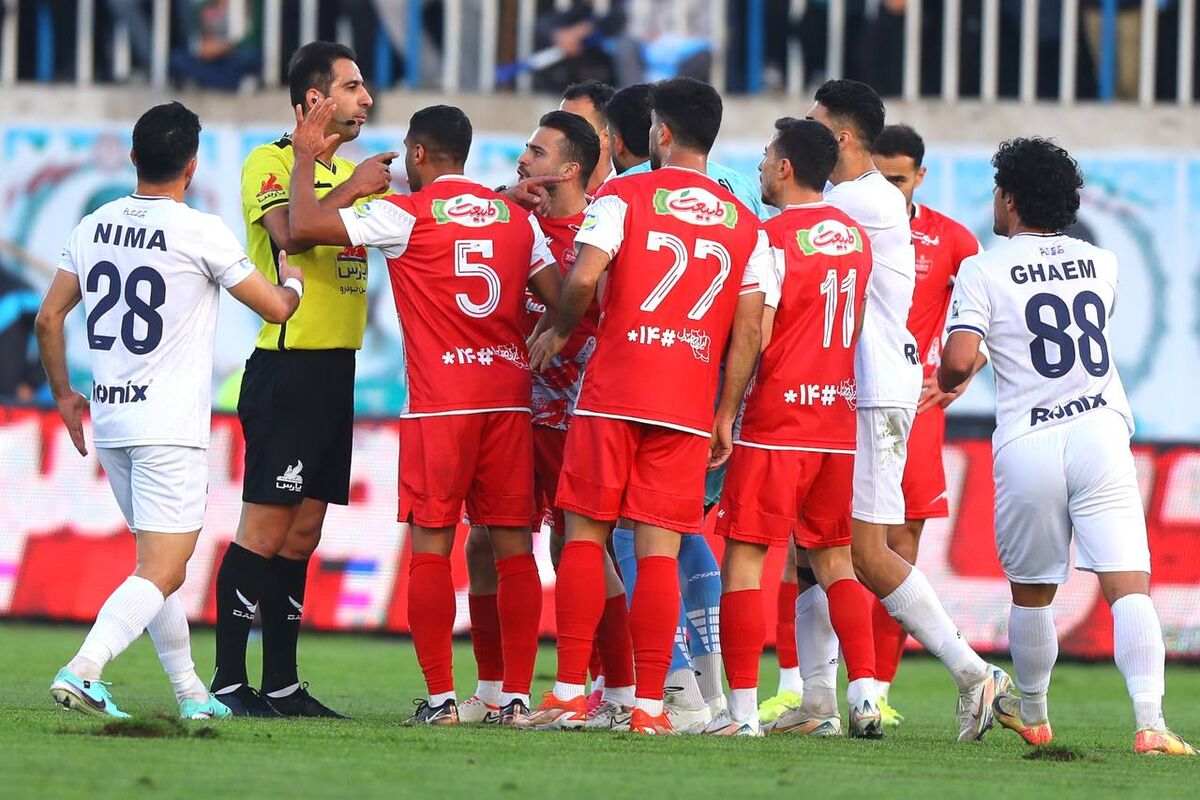 ملوان ۱- پرسپولیس ۲ / چشم به جمال کامبک روشن! ملوان ۱- پرسپولیس ۲ / چشم به جمال کامبک روشن!