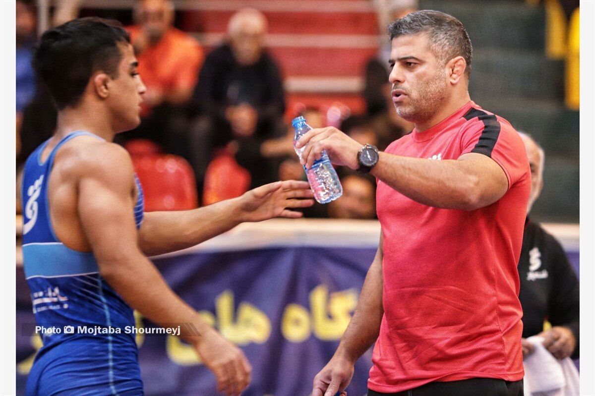 هزینه درمان کودیوف را یزدانی از جیب خودش داد؛ یزدانی در بیمارستان هم بالای سر کشتی گیر روس بود! هزینه درمان کودیوف را یزدانی از جیب خودش داد؛ یزدانی در بیمارستان هم بالای سر کشتی گیر روس بود!