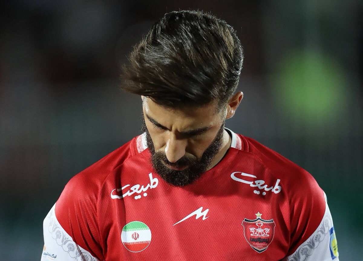 مدافع پرسپولیس افشا کرد؛ چه کسی لیست نقل و انتقالاتی کارتال را تغییر داد؟!