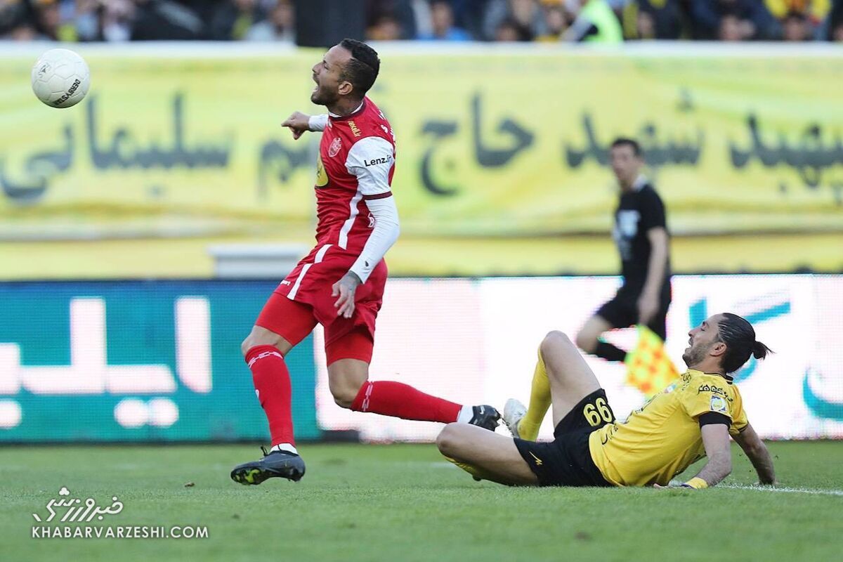 سپاهان یک - پرسپولیس سه؛ پرسپولیس پوکر میکند یا سپاهان دبل؟