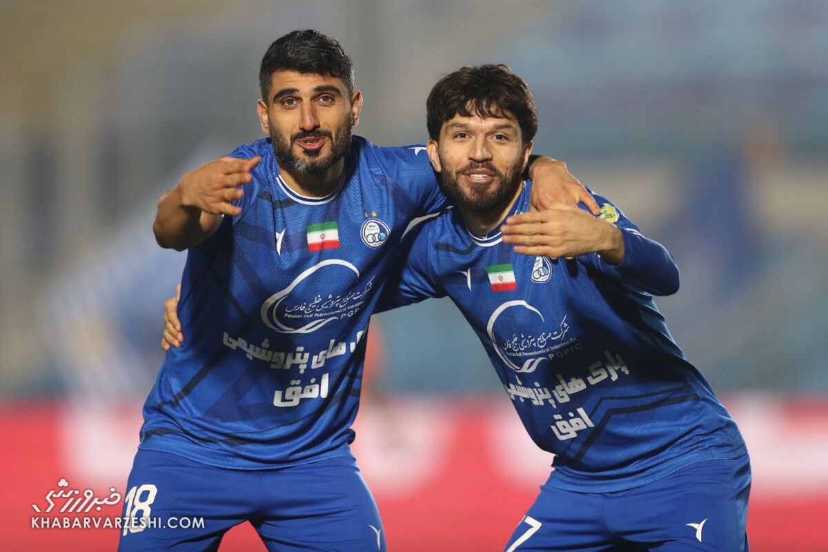 احتمال یک تغییر پست دائمی؛ ستاره مورد علاقه نکونام به ترکیب برمی گردد؟ احتمال یک تغییر پست دائمی؛ ستاره مورد علاقه نکونام به ترکیب برمی گردد؟