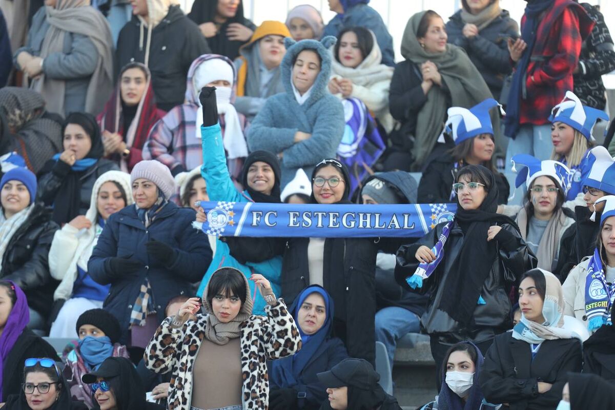 ورزشگاه آزادی آماده برگزاری بازی استقلال و سپاهان ورزشگاه آزادی آماده برگزاری بازی استقلال و سپاهان