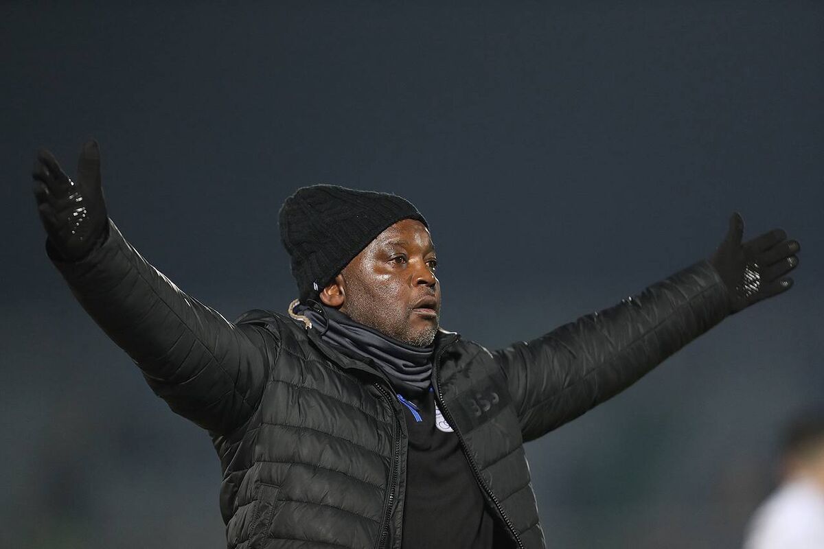 تساوی استقلال در اراک فرقی با شکست نداشت/ بلانکو خیلی موقعیت از دست میدهد و این خوب نیست/ پنالتی ماشاریپوف ریسکی و خطرناک بود/ جای خالی چشمی به چشم آمد