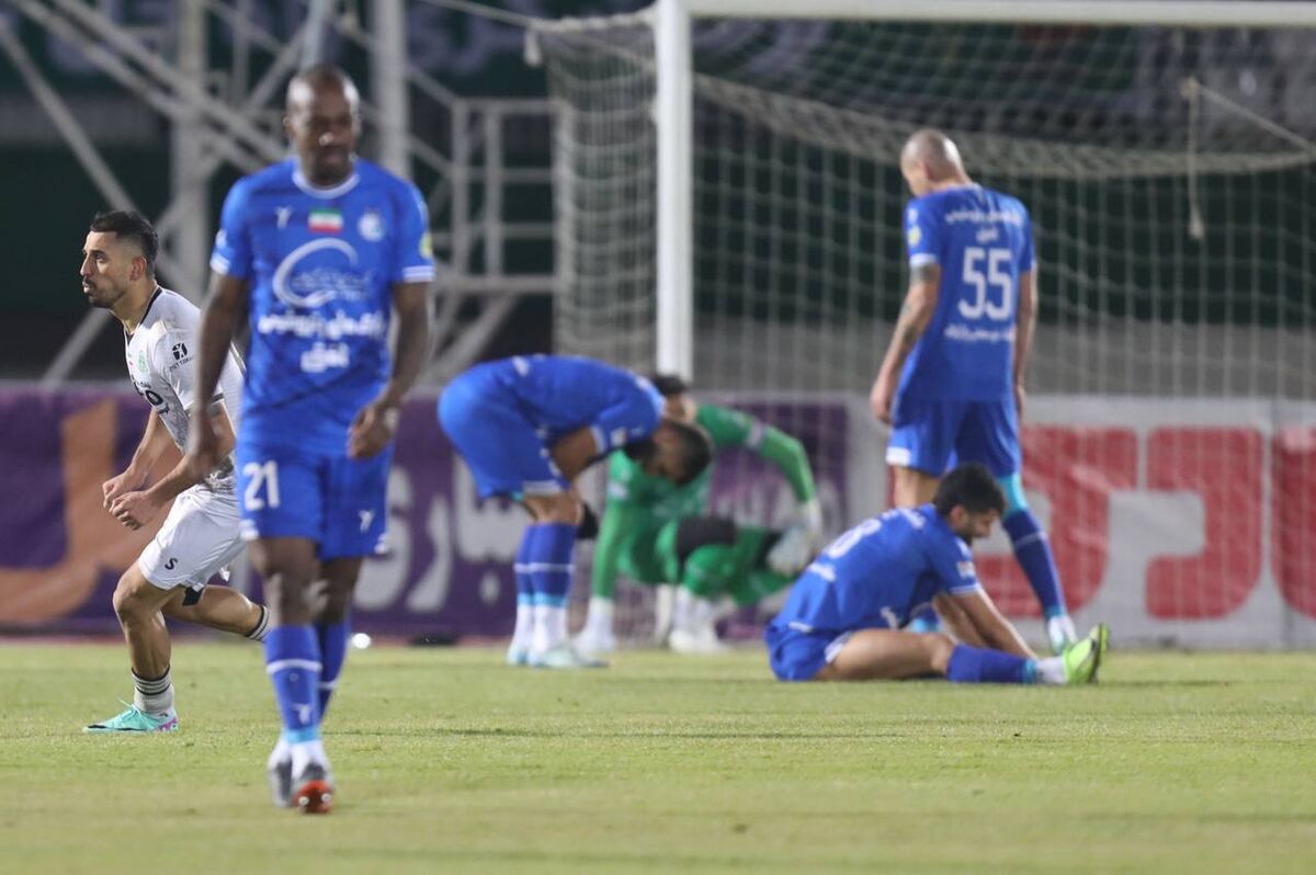 مشکل بزرگ استقلال برای جدال مقابل سپاهان؛ خدا کند آزادی آماده شود! مشکل بزرگ استقلال برای جدال مقابل سپاهان؛ خدا کند آزادی آماده شود!