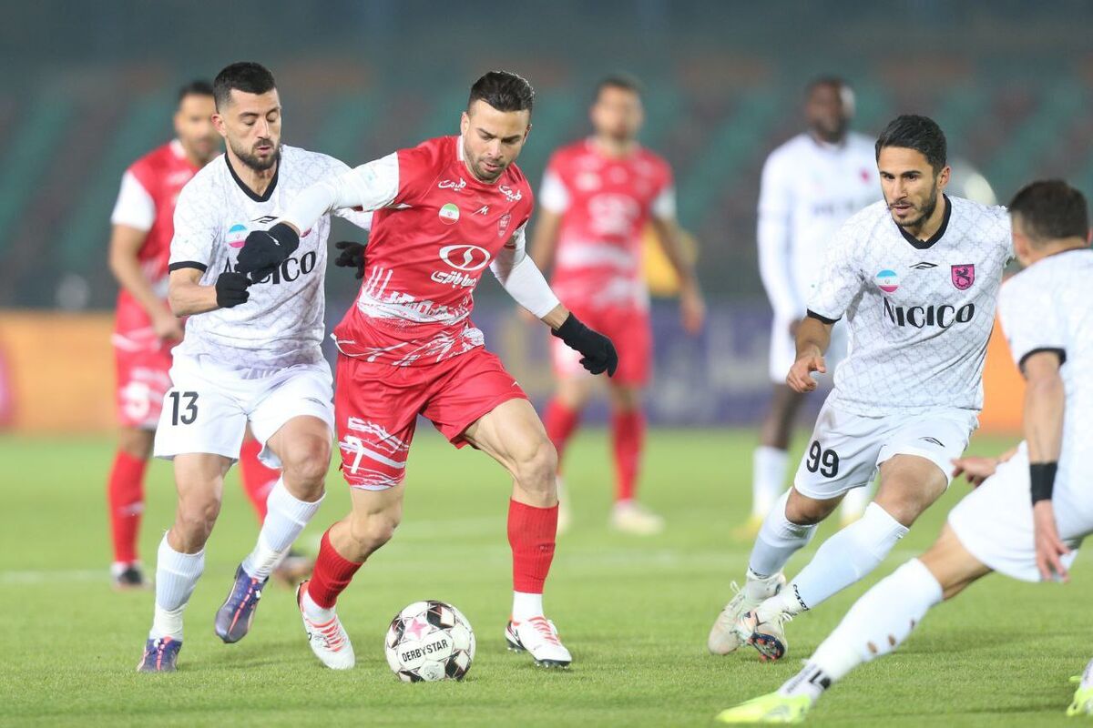 پرسپولیسی ها هرچه بگویند، حق دارند! پرسپولیسی ها هرچه بگویند، حق دارند!