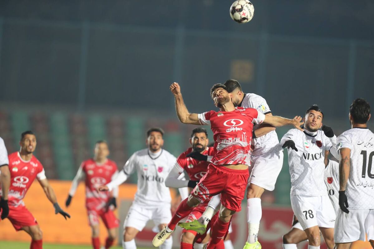 همین مانده بود پرسپولیس به سر و ته جدول ببازد/ خوردن ۳ گل در شأن تیم ما نیست همین مانده بود پرسپولیس به سر و ته جدول ببازد/ خوردن ۳ گل در شأن تیم ما نیست
