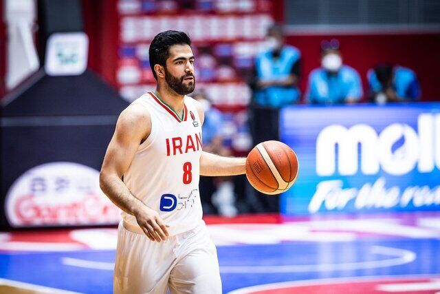 ستاره ایرانی، بهترین بازیکن مقابل کارلسروهه ستاره ایرانی، بهترین بازیکن مقابل کارلسروهه