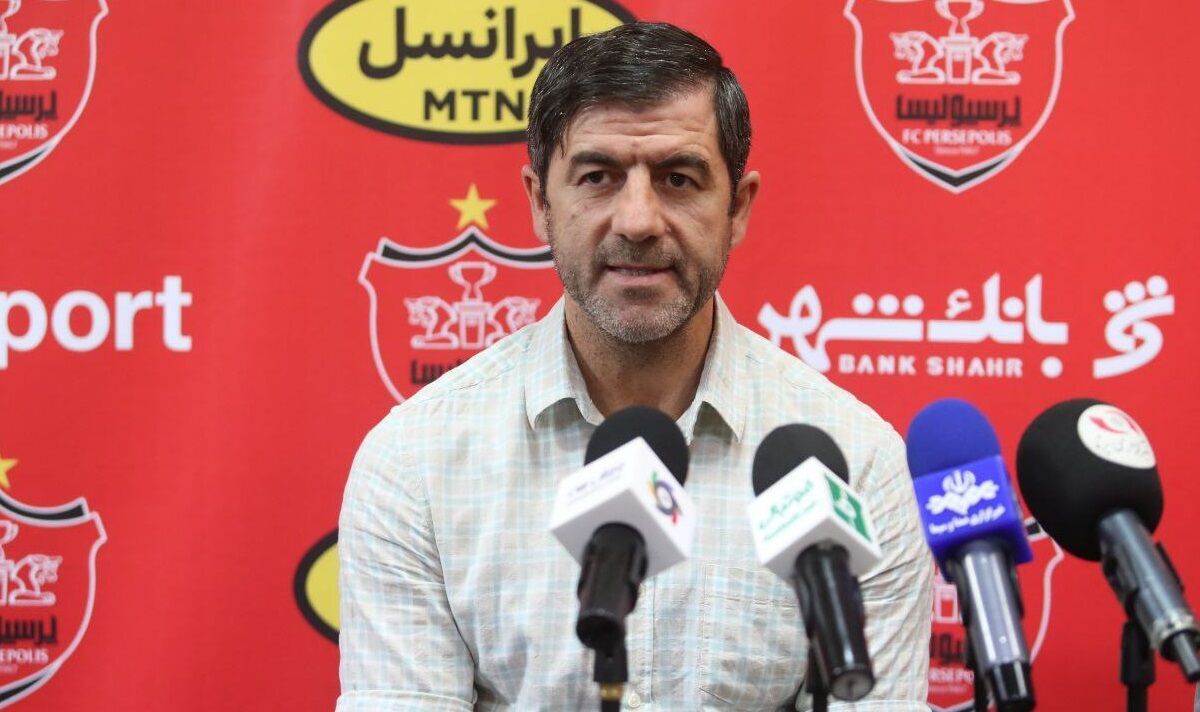 کریم باقری به نشست خبری می رسد کریم باقری به نشست خبری می رسد