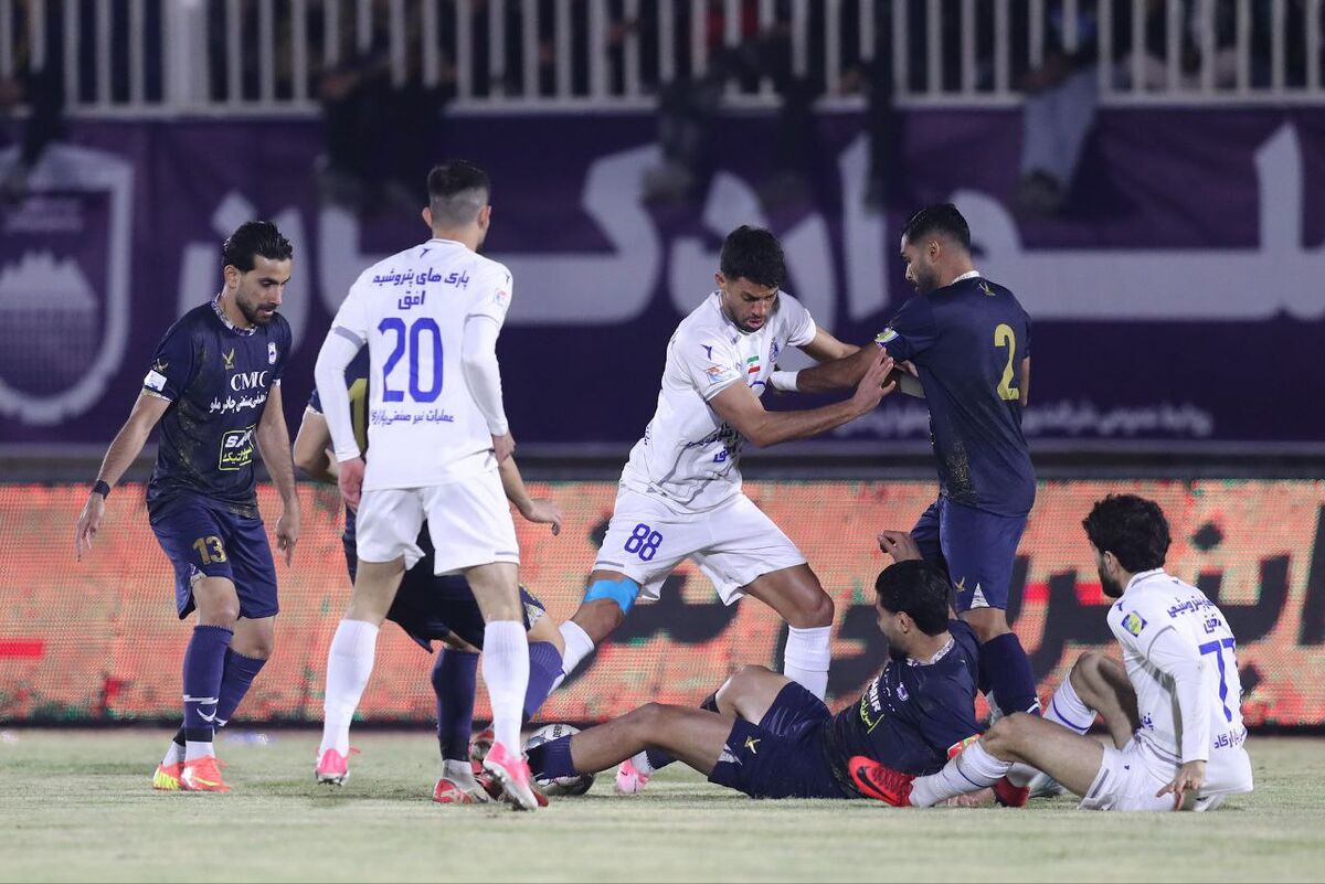 چادرملو ۰-۰ استقلال؛ موسیمانه هم موفق به ابطال طلسم یزد نشد! چادرملو ۰-۰ استقلال؛ موسیمانه هم موفق به ابطال طلسم یزد نشد!