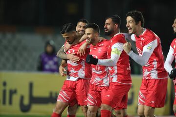 پرسپولیس سال قبل هم نیم فصل اول، سوم شده بود؛ پرسپولیس فقط یک امتیاز از خودش عقب است + جدول