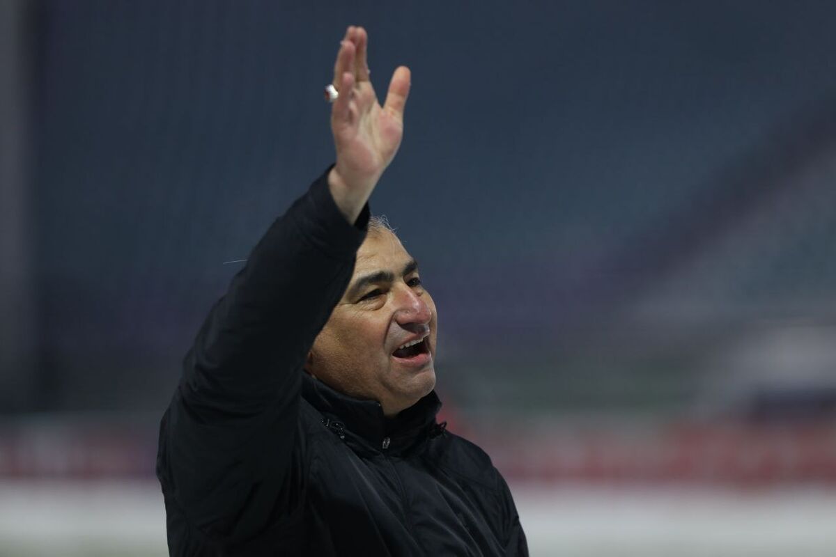 باورنکردنی؛ الهامی نیامده استعفا داد! باورنکردنی؛ الهامی نیامده استعفا داد!