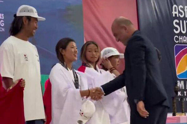 پایان مدیریت فاجعه در موجسواری/ کاش وزارت ورزش زودتر دست به کار می شد