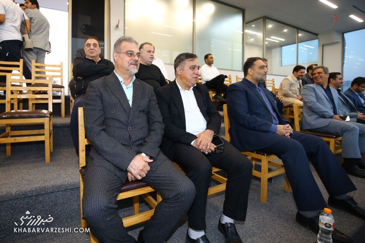 جذب آل کثیر از اول هم اشتباه بود/ ای کاش استقلال پول نداشت/ بعد از کاریله دوباره یک اشتباه تکرار شد!/ استقلال این فصل هم نتیجه نمیگیرد