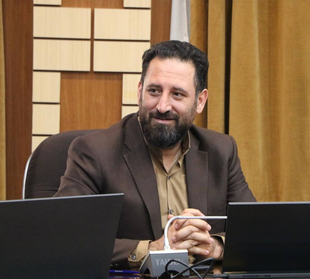 حکم جدید برای نایب رییس هیات مدیره پرسپولیس حکم جدید برای نایب رییس هیات مدیره پرسپولیس