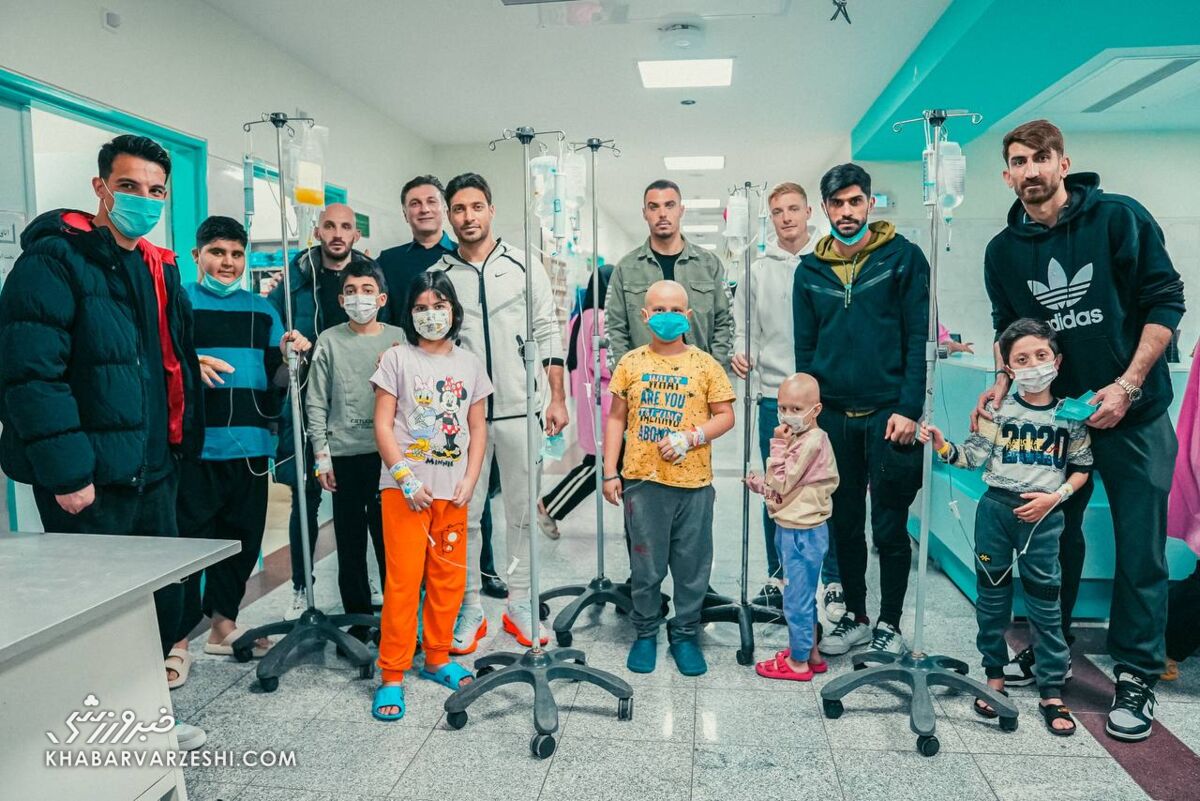 صدرنشین لیگ در صدر جدول انسانیت؛ ستاره های تراکتور به جنگ سرطان رفتند +عکس صدرنشین لیگ در صدر جدول انسانیت؛ ستاره های تراکتور به جنگ سرطان رفتند +عکس