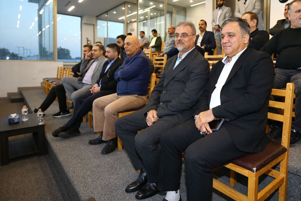 فوری؛ هیات مدیره استقلال موسیمانه را به جلسه اضطراری احضار می کند فوری؛ هیات مدیره استقلال موسیمانه را به جلسه اضطراری احضار می کند