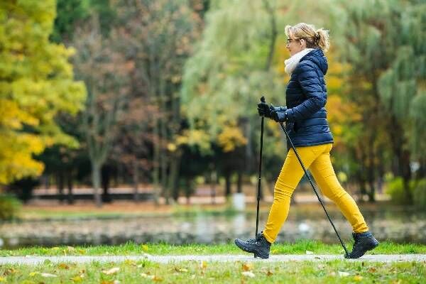 حرکات اصلاحی راه رفتن (اصلاح پای پرانتزی، اردکی و روی پنجه رفتن) حرکات اصلاحی راه رفتن (اصلاح پای پرانتزی، اردکی و روی پنجه رفتن)