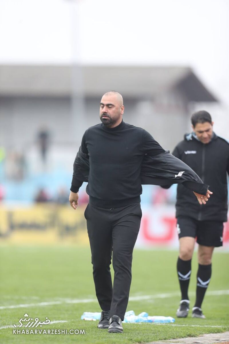 حمله مربی پرسپولیسی به استقلال؛ ملوان بهتر بود، از مساوی ناراحتم! حمله مربی پرسپولیسی به استقلال؛ ملوان بهتر بود، از مساوی ناراحتم!