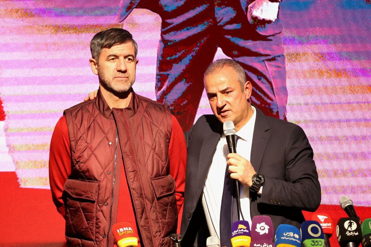کریم باقری:سرمربیگری علی دایی در پرسپولیس با نظرباشگاه نبود!/ سرمربی و مدیرعامل پرسپولیس نمیتوانند باهم کار کنند کریم باقری:سرمربیگری علی دایی در پرسپولیس با نظرباشگاه نبود!/ سرمربی و مدیرعامل پرسپولیس نمیتوانند باهم کار کنند