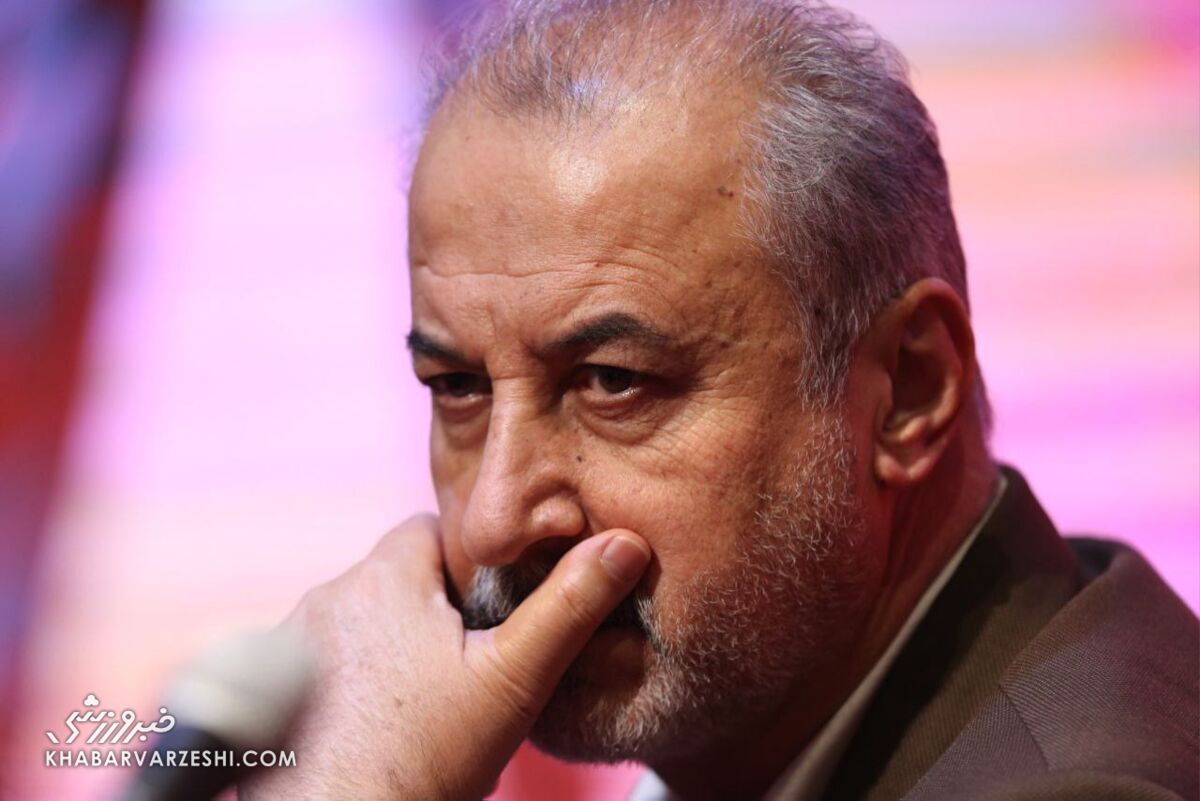 طوفان رضا درویش: از هواداران عذرخواهی میکنم/ تئوری چیدند تا پرسپولیس قهرمان نشود/ دیگر تعهدی نمیدهم و هرچقدر بخواهم خرج میکنم/ کشاله نشان دادند، محروم نشدند! طوفان رضا درویش: از هواداران عذرخواهی میکنم/ تئوری چیدند تا پرسپولیس قهرمان نشود/ دیگر تعهدی نمیدهم و هرچقدر بخواهم خرج میکنم/ کشاله نشان دادند، محروم نشدند!