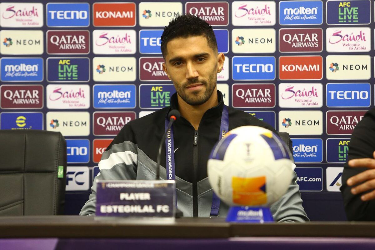 کاپیتان استقلال به سیم آخر زد؛ به جان مادرم از فردا در تمرین استقلال شرکت نمی کنم! + فیلم کاپیتان استقلال به سیم آخر زد؛ به جان مادرم از فردا در تمرین استقلال شرکت نمی کنم! + فیلم