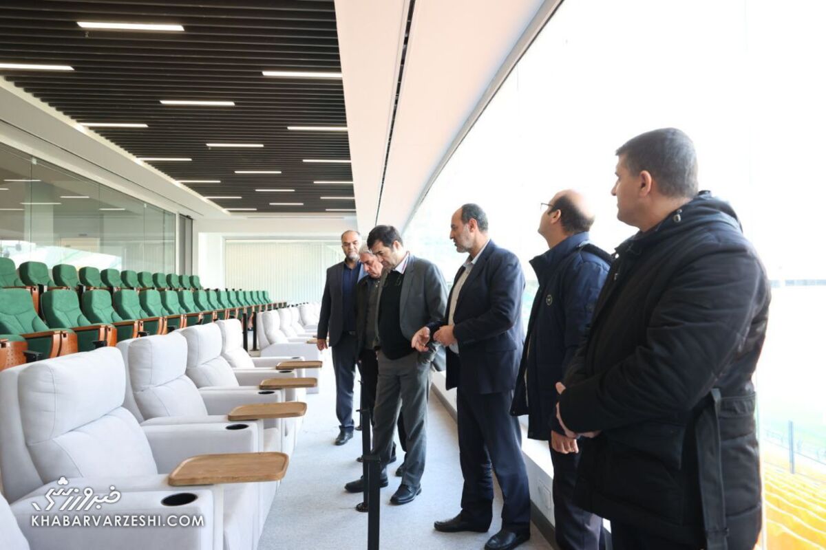 حضور وزیر ورزش و جوانان در استادیوم آزادی +فیلم و عکس