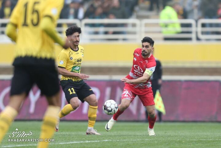 نیمه اول پرسپولیس - سپاهان