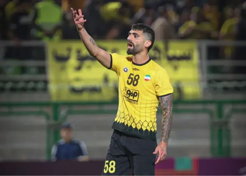 فکر کنم توپ سیاوش هم گل میشد/ نفهمیدم در خوشحالی بعد از گل چه کردم! فکر کنم توپ سیاوش هم گل میشد/ نفهمیدم در خوشحالی بعد از گل چه کردم!