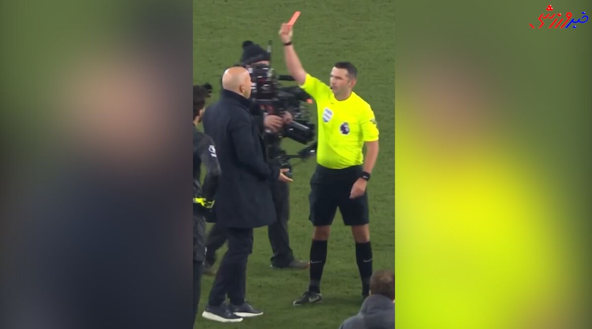 ویدیو عجیب از لیگ برتر/ اخراج سرمربی به دلیل محکم دست دادن با داور! ویدیو عجیب از لیگ برتر/ اخراج سرمربی به دلیل محکم دست دادن با داور!