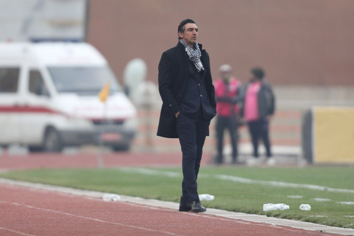 واکنش رحمتی به افزایش قیمت دلار؛ غم انگیز برای مردم واکنش رحمتی به افزایش قیمت دلار؛ غم انگیز برای مردم