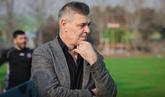 نساجی به این برد نیاز داشت/ یامگا را بخاطر پنالتی تعویض نکردم! نساجی به این برد نیاز داشت/ یامگا را بخاطر پنالتی تعویض نکردم!