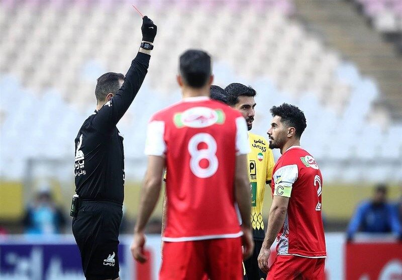 چرا سختگیری داوران فقط برای پرسپولیس مقابل سپاهان است؟/ دلم برای کارتال سوخت چرا سختگیری داوران فقط برای پرسپولیس مقابل سپاهان است؟/ دلم برای کارتال سوخت