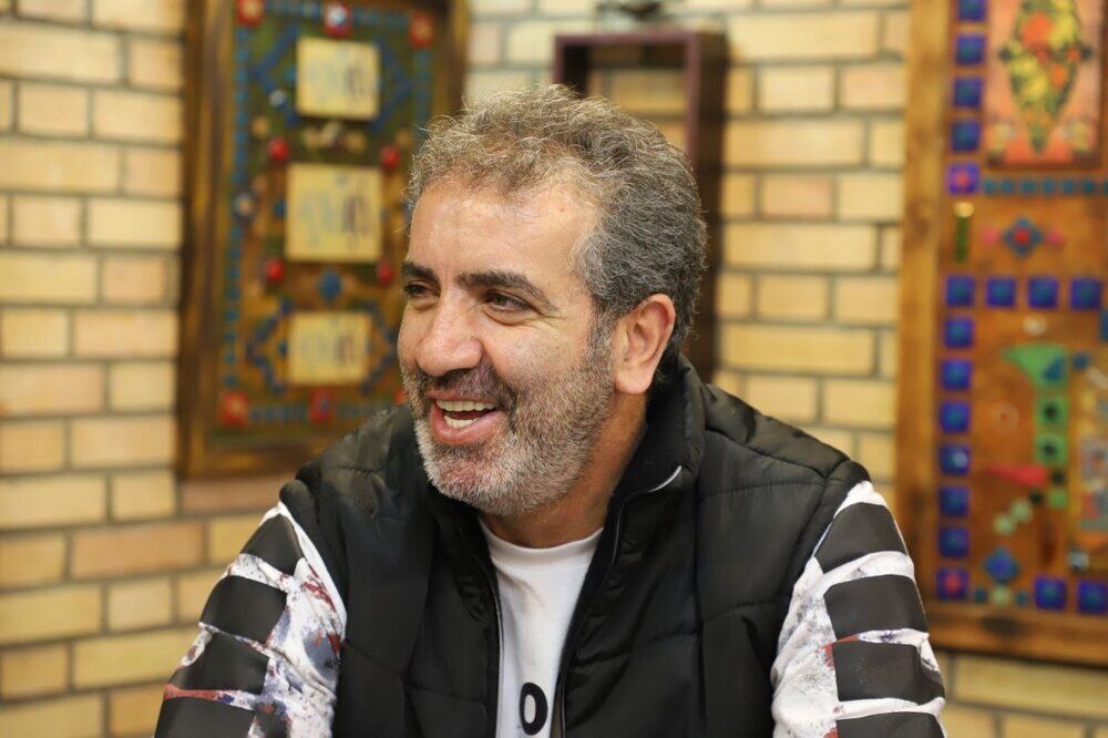 این خریدها اگر خوب بودند که تیم های دیگر سراغشان می رفتند/ درویش با موتور می آمد تا با ما عکس یادگاری بگیرد این خریدها اگر خوب بودند که تیم های دیگر سراغشان می رفتند/ درویش با موتور می آمد تا با ما عکس یادگاری بگیرد