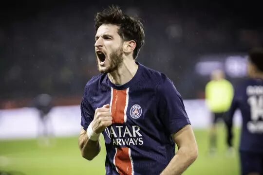 تک گل سه امتیازی رویز؛ فاصله ده امتیازی در صدر حفظ شد/ لوییز انریکه شب راحت خوابید! تک گل سه امتیازی رویز؛ فاصله ده امتیازی در صدر حفظ شد/ لوییز انریکه شب راحت خوابید!