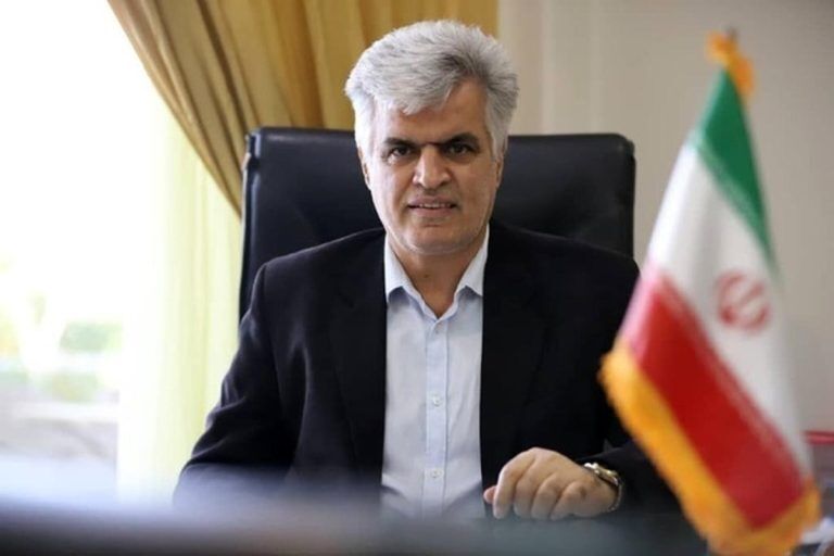 تصویر حکم مدیرعامل جدید باشگاه تهرانی؛ راه بازگشت ستاره سابق تیم ملی با یک نامه فوری بسته شد! + اصل حکم تصویر حکم مدیرعامل جدید باشگاه تهرانی؛ راه بازگشت ستاره سابق تیم ملی با یک نامه فوری بسته شد! + اصل حکم