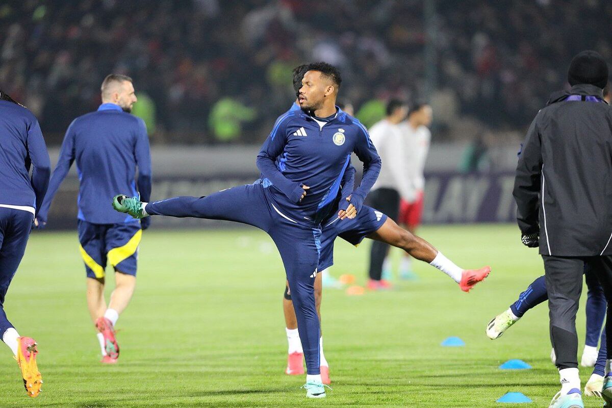 ذخیرههای پرسپولیس کنار یاران رونالدو گرم کردند +عکس