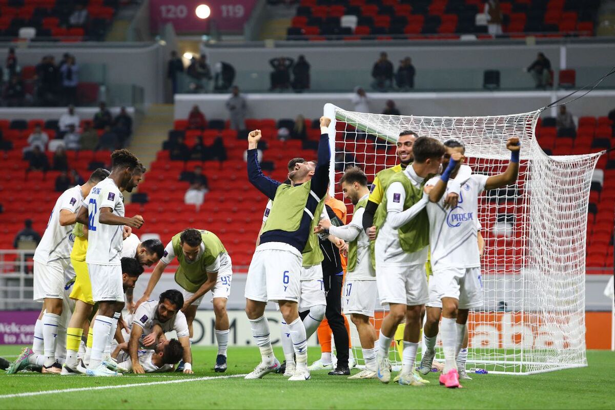 ۴ روز بعد از دربی؛ استقلال مقابل رونالدو و النصر/ اسفند سخت آبیپوشان ۴ روز بعد از دربی؛ استقلال مقابل رونالدو و النصر/ اسفند سخت آبیپوشان